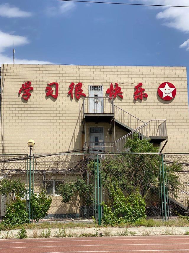 学习虽苦，但他们却乐在其中，PG电子学子的日常